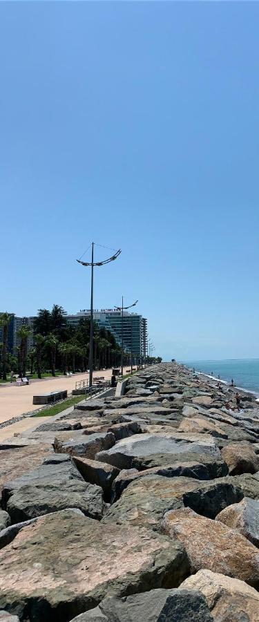 White Sails Apartment Batum Dış mekan fotoğraf